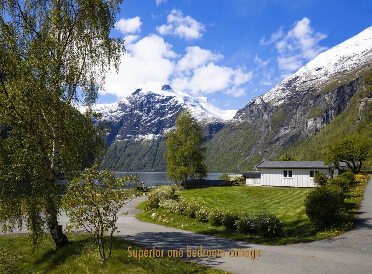 Hotel Geirangerfjorden Feriesenter Exterior foto