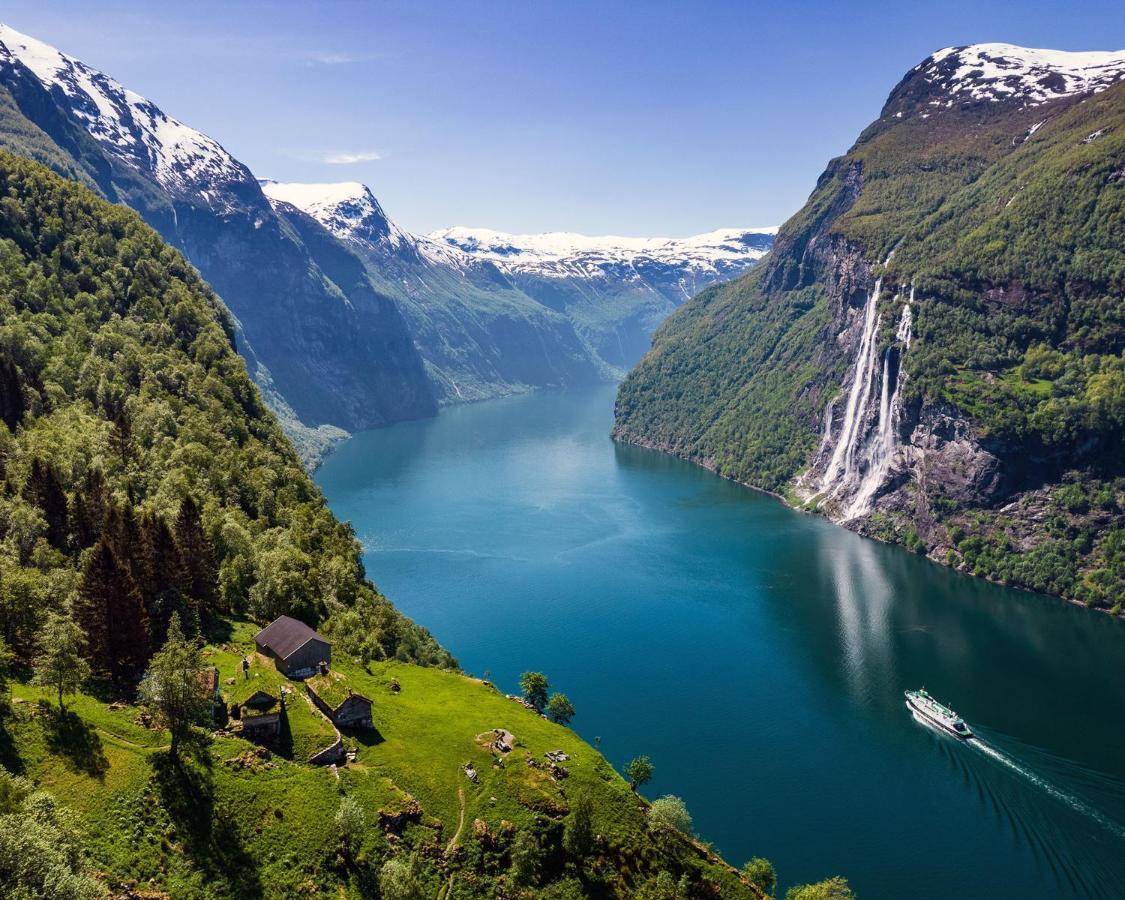 Hotel Geirangerfjorden Feriesenter Exterior foto